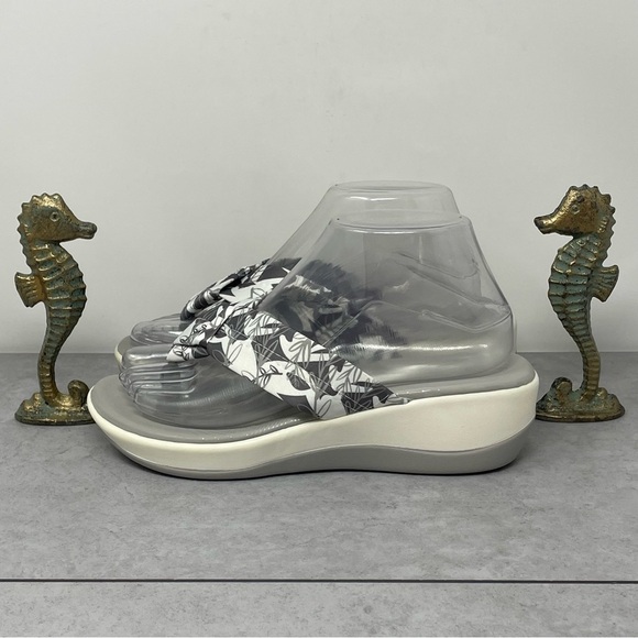 Clarks Arla Glison Women's Sandals Size 8.5 (ESTIMATED) - Picture 1 of 11